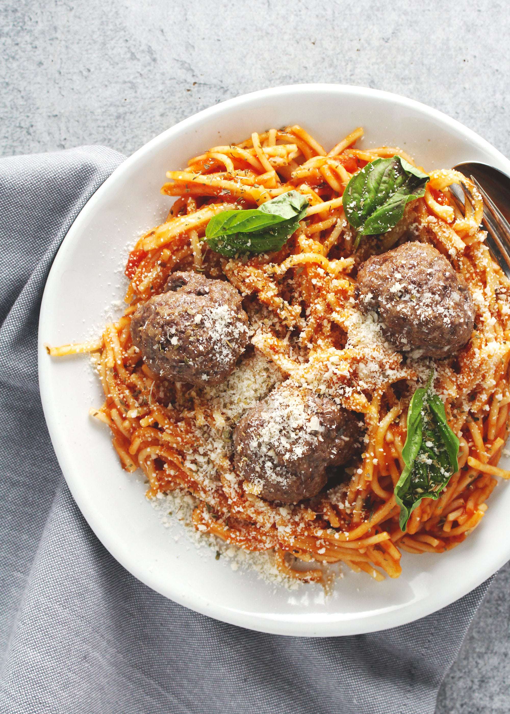 5 Ingredient Half Homemade Spaghetti And Meatballs Aimee Mars